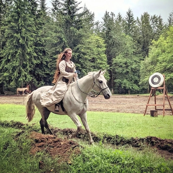 Meet your Posher, Brianna - Picture 4 of 4